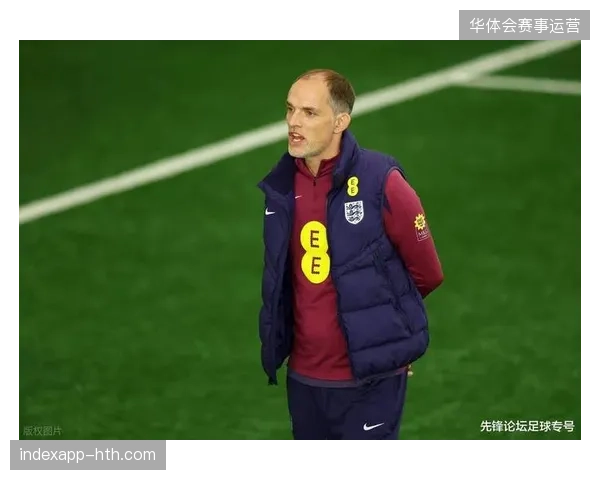 图赫尔在热身赛中尝试多种左后卫组合，该位置的首发人选仍未确定